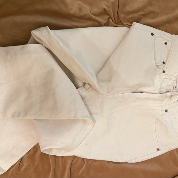 BDG High-Waisted
Retro Boy Jean Ripped White
Denim - Picture 5 of 7